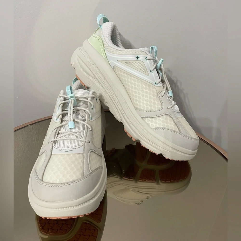 Hoka Bondi B3‎ Oat Milk Sneakers Men's 13 Women's 14 NWOB